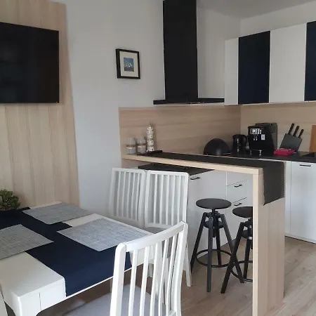 Apartament Z Tarasem Na Dachu B22 Rowy  Exterior photo